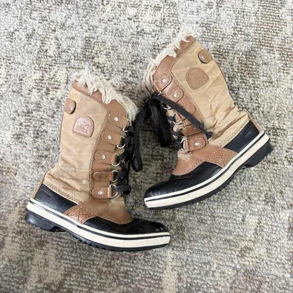 SorelTofino ll youth waterproof winter snow boots in curry elk